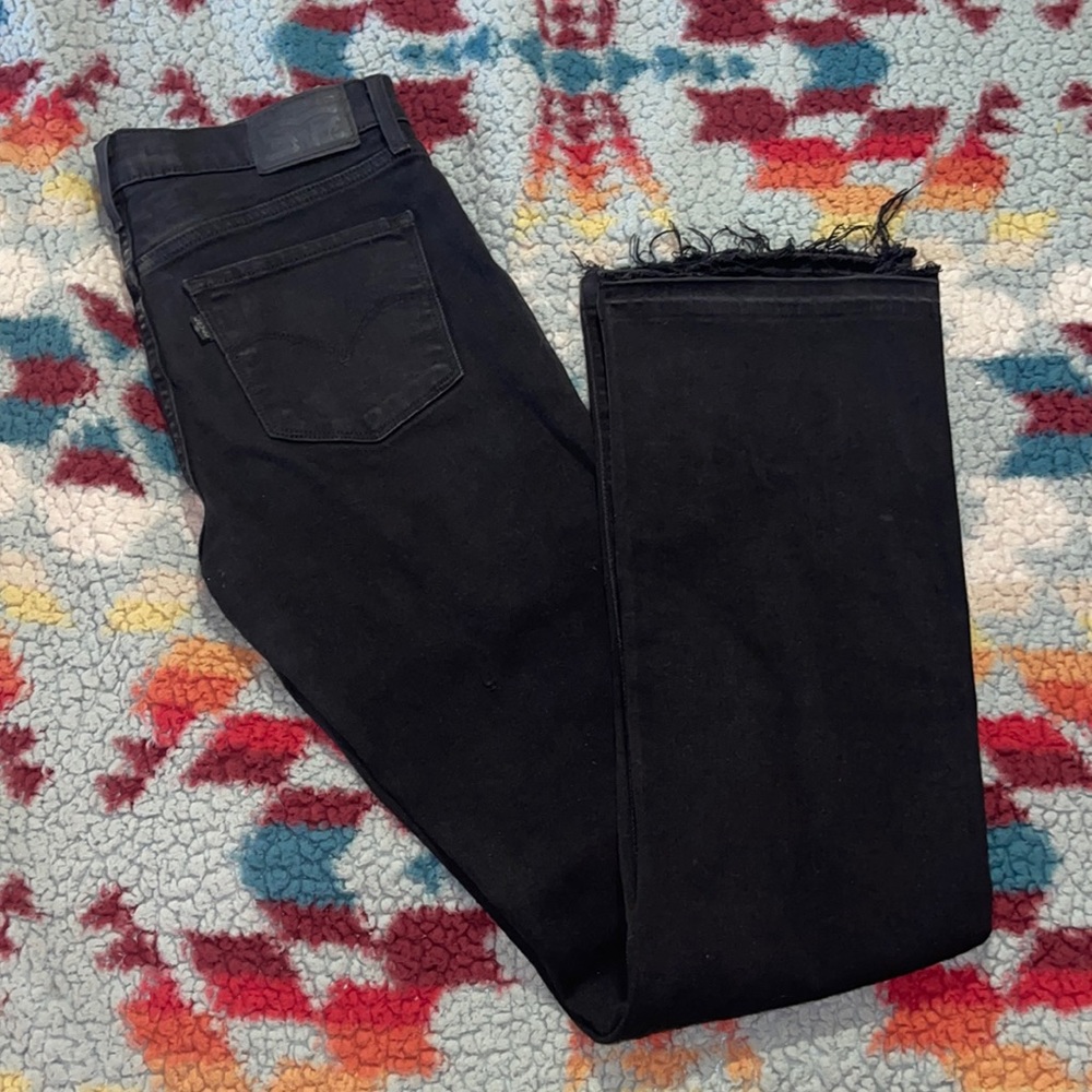 Levi’s 315 shaping bootcut black jeans